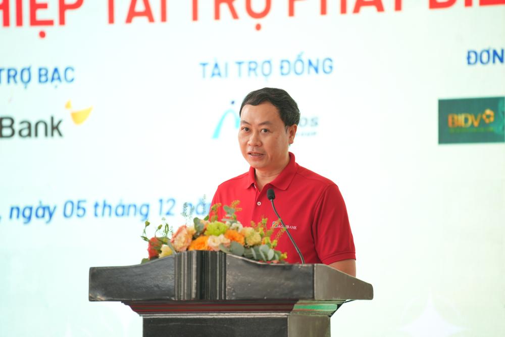 Ông Nguyễn Vĩnh Tú – Đại diện Ngân hàng Agribank, đại diện các Nhà tài trợ phát biểu tại Lễ khai mạc