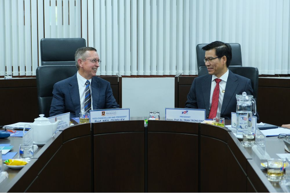 Toàn cảnh buổi làm việc