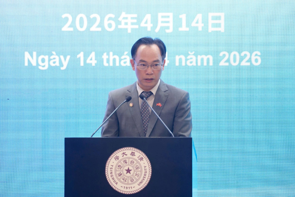 Bộ trưởng Bộ Giáo dục và Đào tạo Hoàng Minh Sơn phát biểu tại Diễn đàn