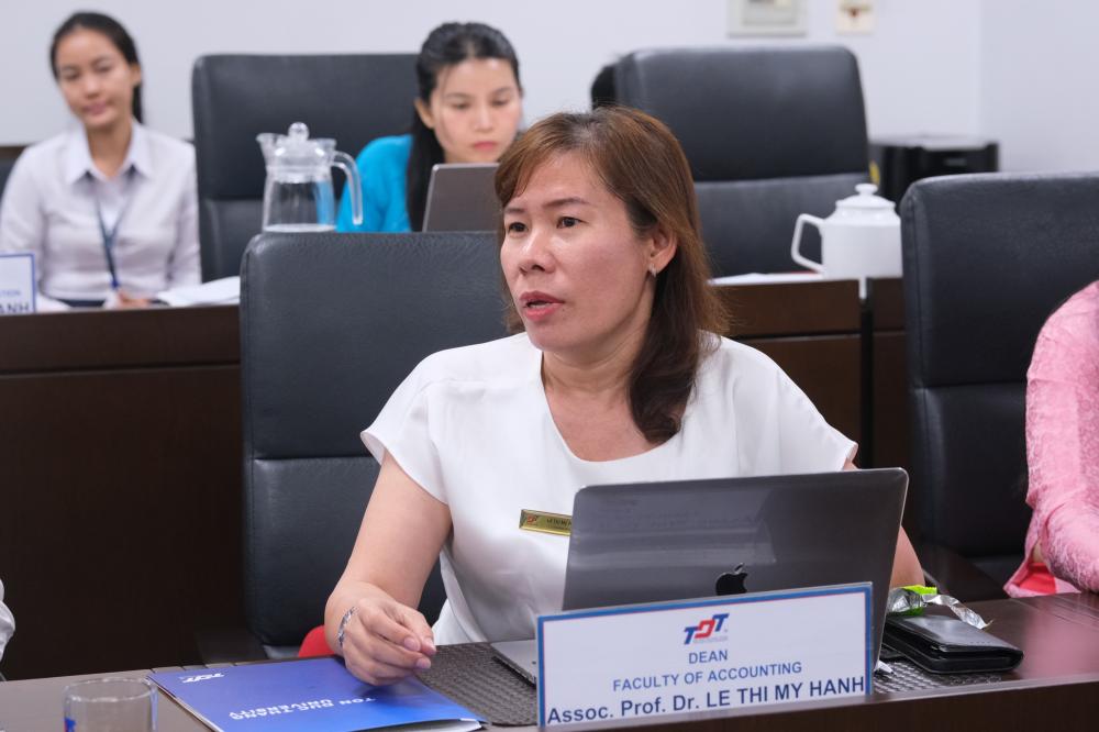 Một số hình ảnh hai bên trao đổi, thảo luận tại buổi làm việc