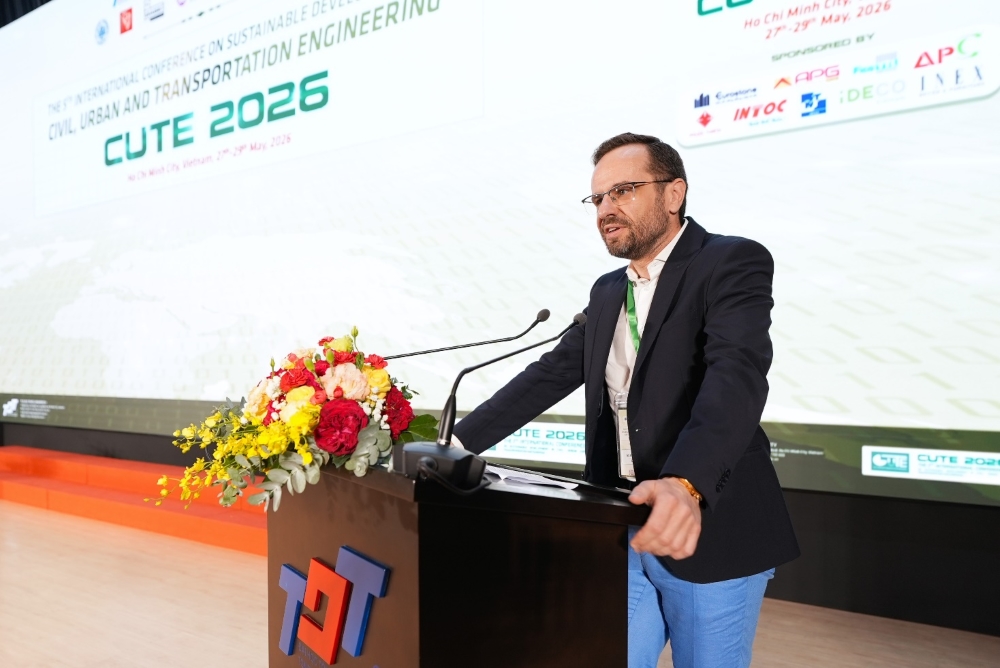 Diễn đàn học thuật uy tín Hội thảo do TDTU chủ trì, phối hợp cùng nhiều trường đại học uy tín trong và ngoài nước, gồm: Đại học Khoa học và Kỹ thuật Wrocław (Ba Lan), Đại học Hasselt (Bỉ), Đại học Trieste (Ý), Đại học Malaysia Perlis và Đại học Kỹ thuật MARA (Malaysia), Đại học Quốc gia Kaohsiung (Đài Loan) cùng Đại học Kinh tế TP.HCM.  CUTE là chuỗi hội thảo khoa học quốc tế do Trường Đại học Tôn Đức Thắng sáng lập từ năm 2016 và được tổ chức định kỳ hai năm một lần. Qua các kỳ tổ chức, hội thảo đã khẳng định vị thế là diễn đàn học thuật uy tín trong lĩnh vực xây dựng, kiến trúc, đô thị và giao thông, thu hút sự tham gia của đông đảo nhà khoa học, chuyên gia và nhà quản lý đến từ các trường đại học, viện nghiên cứu trong và ngoài nước.