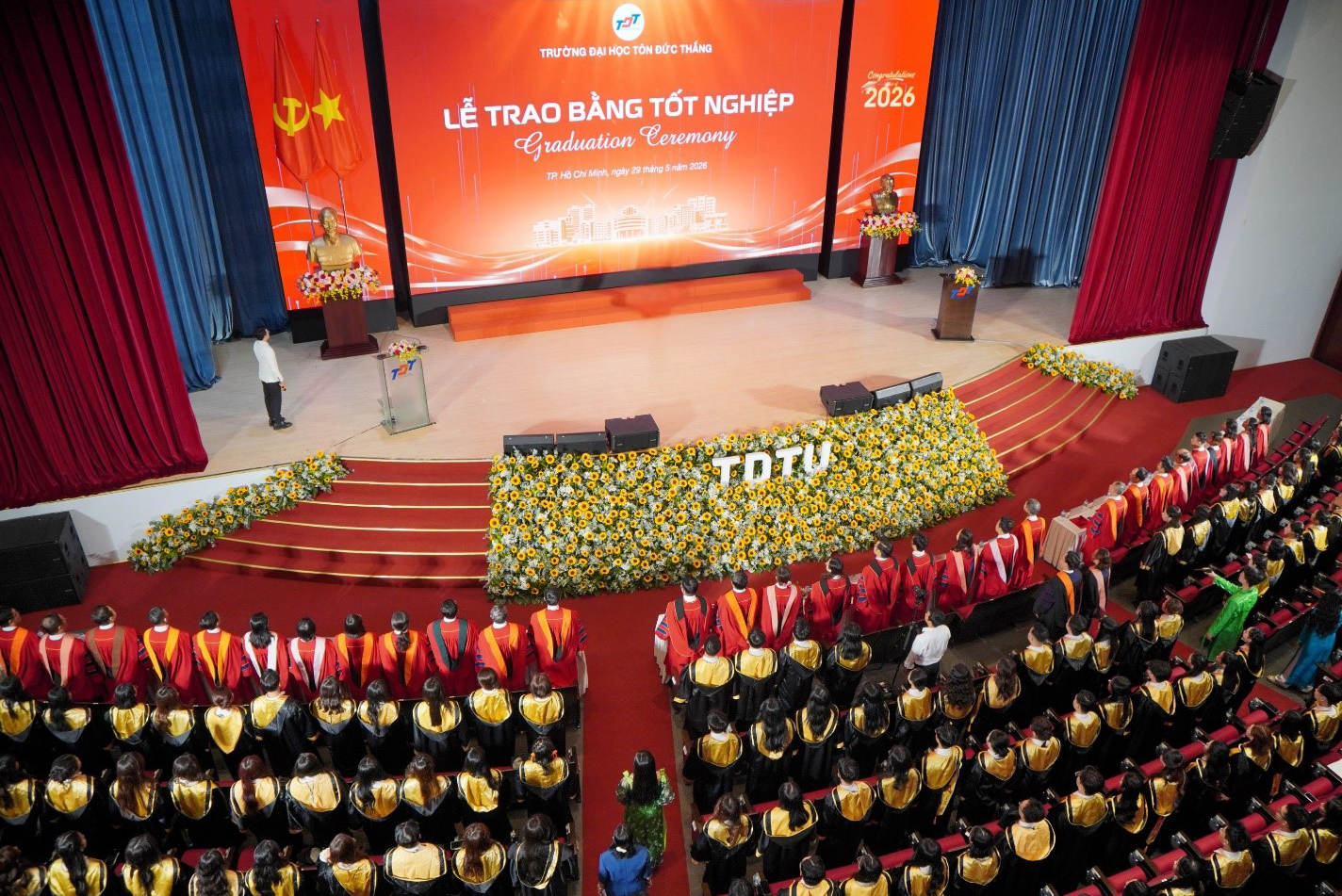 Quang cảnh buổi Lễ tốt nghiệp.