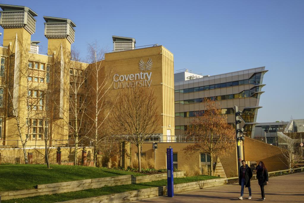 Trường Đại học Coventry, Anh